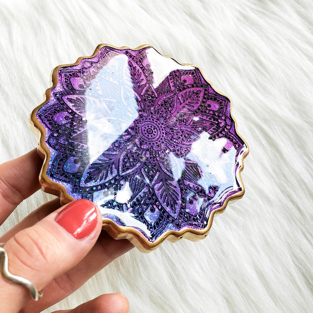 MADE TO ORDER, Mandala Color-Shifting Set - Picture 6 of 10